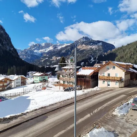 Apartament Chenina *